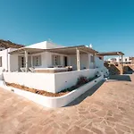 Traditional Cycladic In Elia Mykonos *