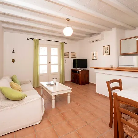 Traditional Cycladic In Elia Mykonos *