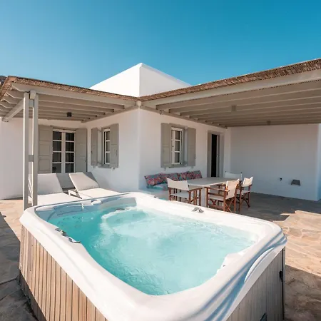 Traditional Cycladic In Elia Mykonos * Elia (Mykonos)